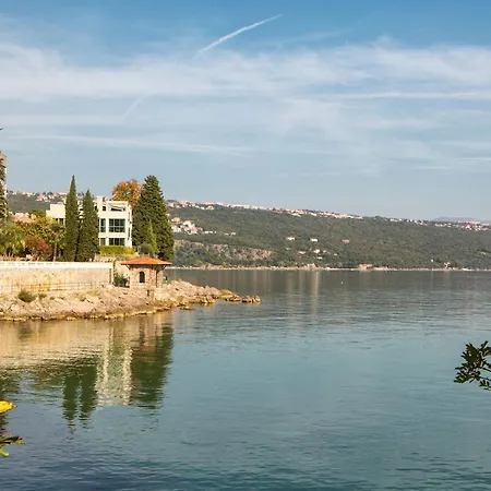 Апартаменты Arentz - Front Sea Опатия