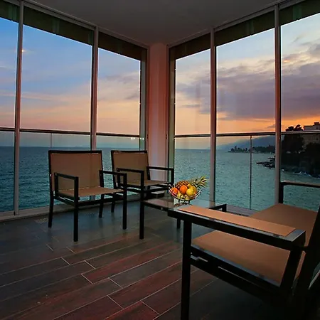 Arentz - Front Sea Апартаменты *