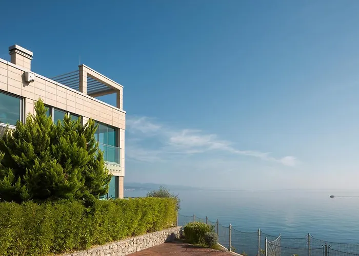 Arentz - Front Sea Apartment Opatija